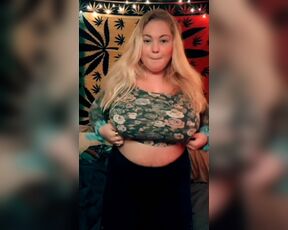 Tik Tok: big & huge tits!#74