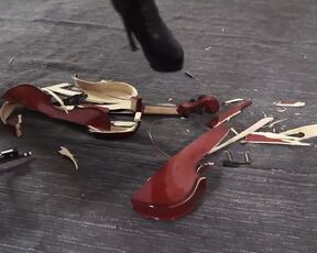 Violin crushing!