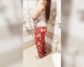 Indian Desi Stepsister Take Shower With Music