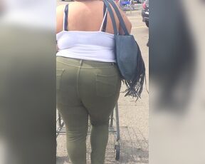 BBW yella bone in green leggings 2