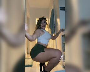 Tik Tok: PAWGS!#61