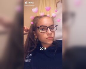 Tik Tok:PAWGS!#70:  I LIKE THE NERD AT THE END. L.O.L!